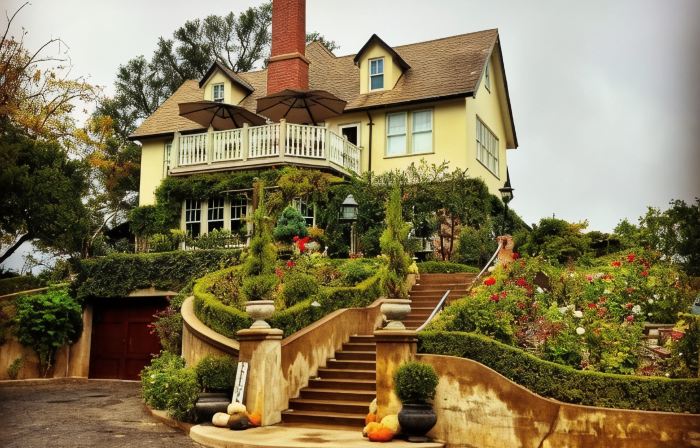 The Inn on Knowles Hill Bed & Breakfast Hotel