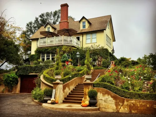 The Inn on Knowles Hill Bed & Breakfast Hotel Hotels in Sonora