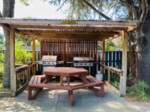 Alpha Motor Inn Hotels in Palmerston North