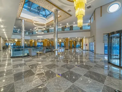 Lonicera Premium Hotels near Bazaar 14