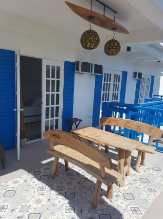 Blue Coco Baler Beach House Отели рядом с достопримечательностью «Дингалан Кейв»