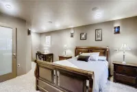 Prime 2BR Condo in Downtown Bellevue