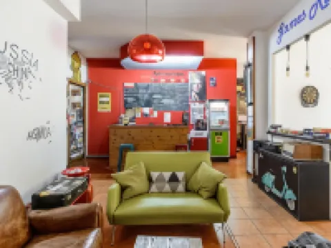 Hostel of the Sun Hotels in Naples