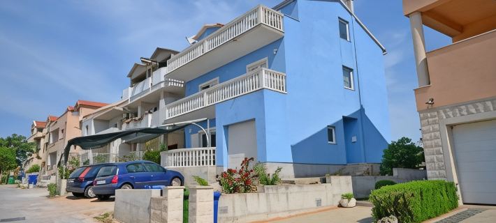 Apartment Blue House Ξενοδοχεία στην πόλη Sibenik
