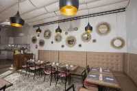 卡塔力埃斯梅拉達民宿飯店