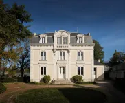 Le Celadon Hotels in Boufféré