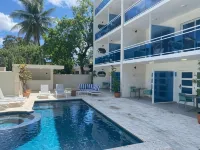 New Garden Hotel - Pools