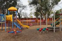 Barwon River Holiday Park Hotels in Belmont