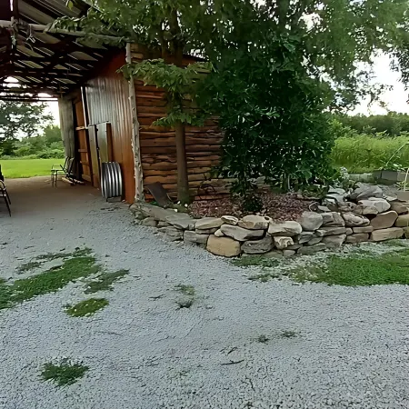 Bunkhouse with AC at B Berry Farms & Co in Elkland, Mo