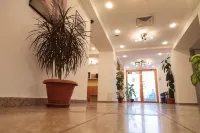 Plus Hotel