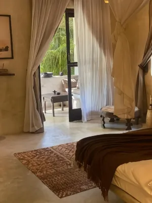棕櫚樹林海灘度假村