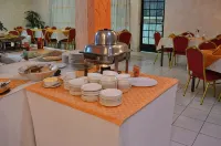 Lms Guest House - Pensionat