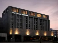 The Classic Hotel by hotelone Hoteles cerca de Woosuk University