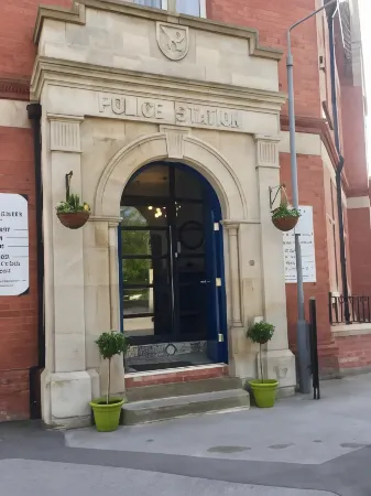 Kings Park Hotel Отели в г. Хейтон