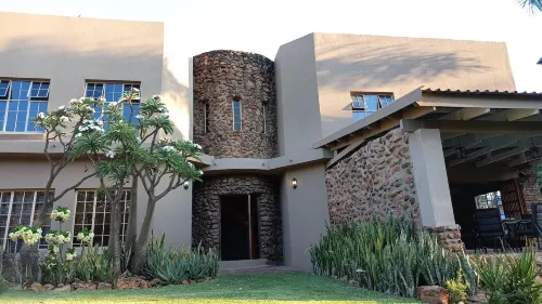 Snl Guesthouse at Visarend Hotels in Malelane