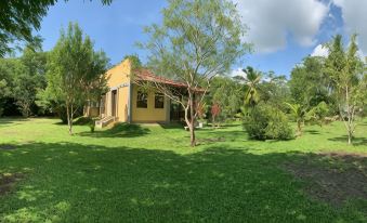 Villa de Lagoon View