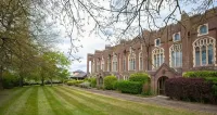 London Chigwell Prince Regent Hotel, BW Signature Collection فنادق في Woodford