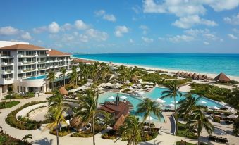 Dreams Playa Mujeres