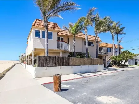 Stunning Ocean Views and Spacious Patio - Breathtaking Coastal Oasis