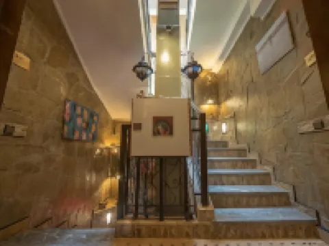 汀約瑟夫酒店 瓦爾扎扎特酒店