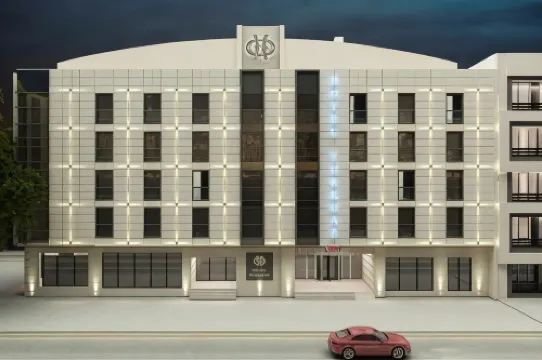 グランド トゥークアーズ ホテル