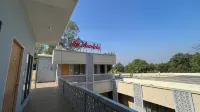 Hotel the Bundela - Khajuraho Madhya Pradesh فنادق في Madla