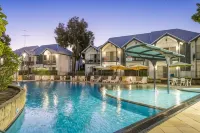 Mandurah Quay Resort - Beach