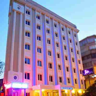 The City Hotel Hotel Exterior