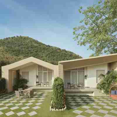 Taj Aravali Resort & Spa Udaipur Hotel Exterior