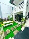 Backdoor Villa