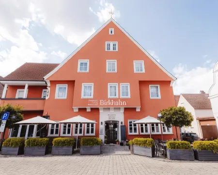 Schieners Hotel & Apfelhof Apartments Hotels in Wemding