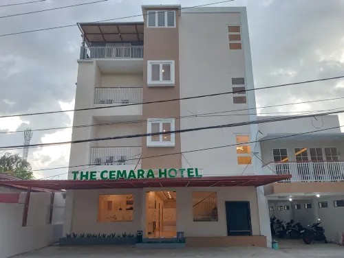 The Cemara Hotel Parepare Hotels in Soreang