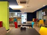 宜必思快捷彼得羅波利斯飯店 - 早餐
