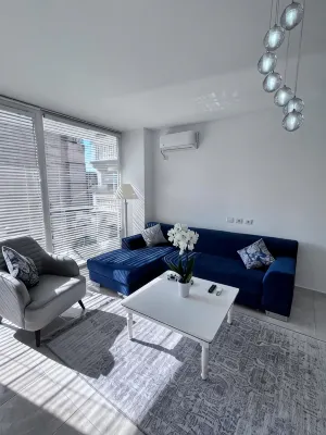 White Luxury Apartment - 3 étoiles