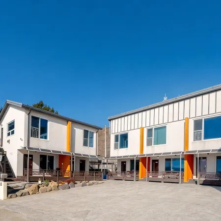 Namhae Modern Spa Pension (Four Seasons BBQ)