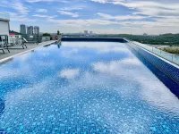 Near Legoland-Sophisticated Home #Cowidea Hotels in 