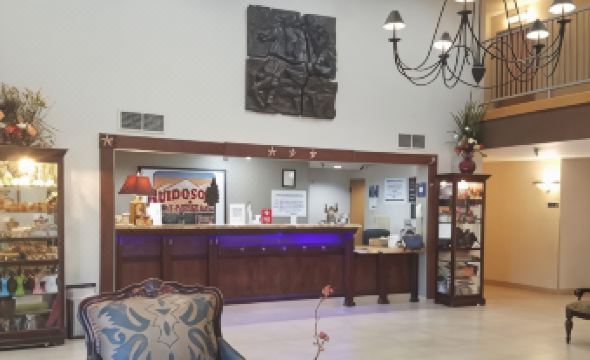 Ruidoso Mountain Inn