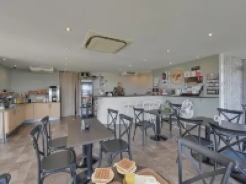 Fasthotel Well Inn Mâcon Sud - un hôtel FH Confort Hotels in Charnay-les-Macon