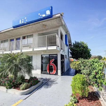 Motel 6 Laredo, TX - South