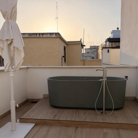 MARI Luxury Rooms and Suites