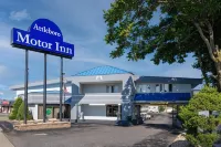 Attleboro Motor Inn Hotel di 