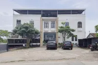 Sans Stay Raja Soeta Hostel Lampung Hotels in 