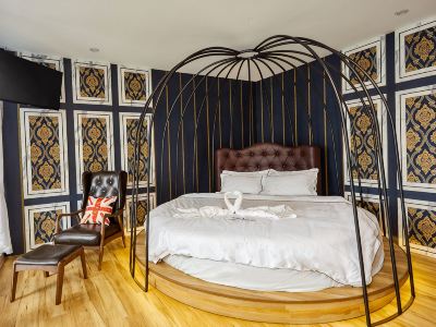 Dream Luxury Hotel Self Check-In