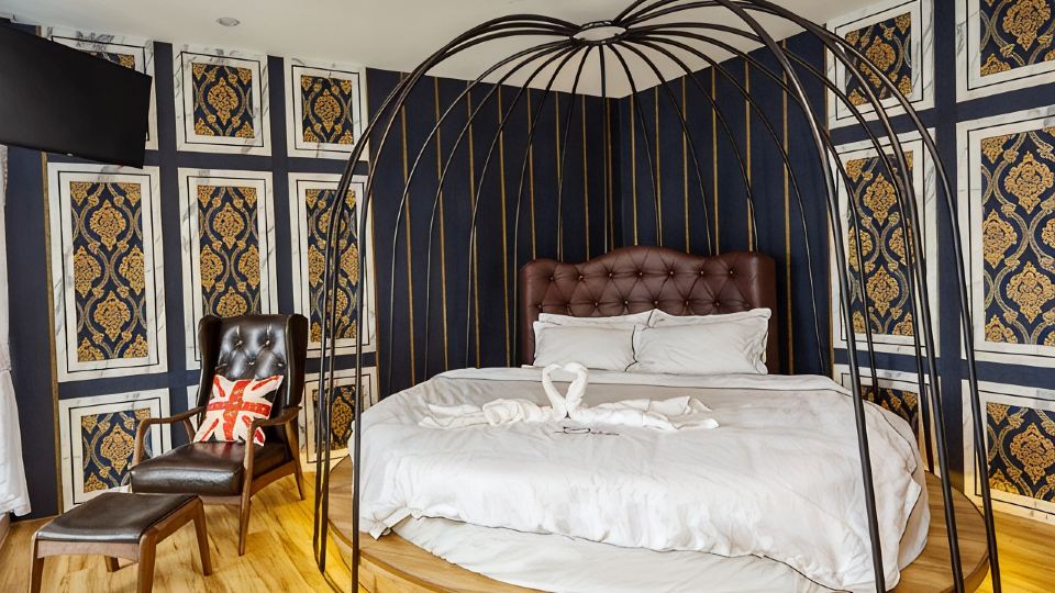 Dream Luxury Hotel Self Check-In