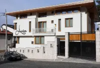 Hotel Aziza