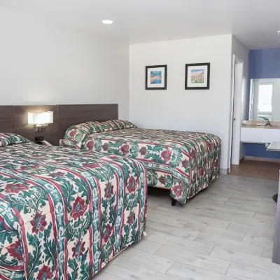 Nogalitos Motel Hotels near Normoyle Park