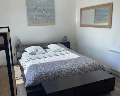 Modern house near the sea, 4 bedrooms Hôtels à : Brem-sur-Mer