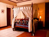 Grand Oriental Hotel Hotels near Fort
