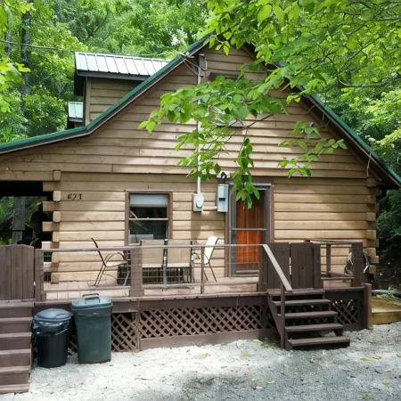 3-bedroom cabin at Norris Lake, Sleeps 8 WiFi Lake access Covered boatslip