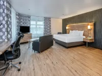 Quality Suites - Parking